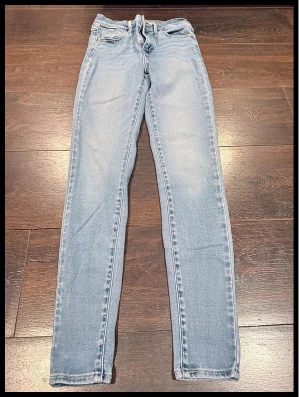 Levi’s 720 High Rise Super Skinny Jeans Women’s W25 L30 Stretch Denim 145